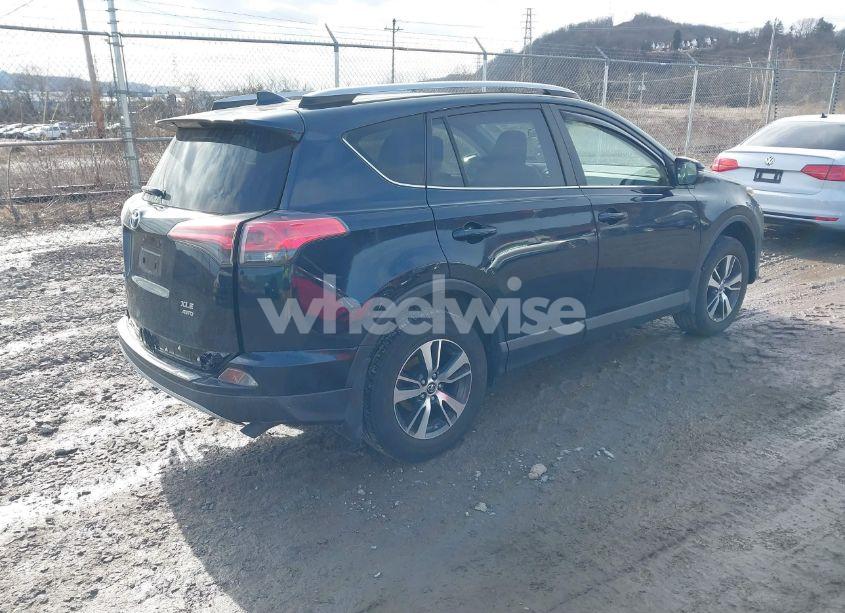 Photo 4 of 2018 Toyota Rav4 ADVENTURE/XLE (VIN JTMRFREV5JD228388)