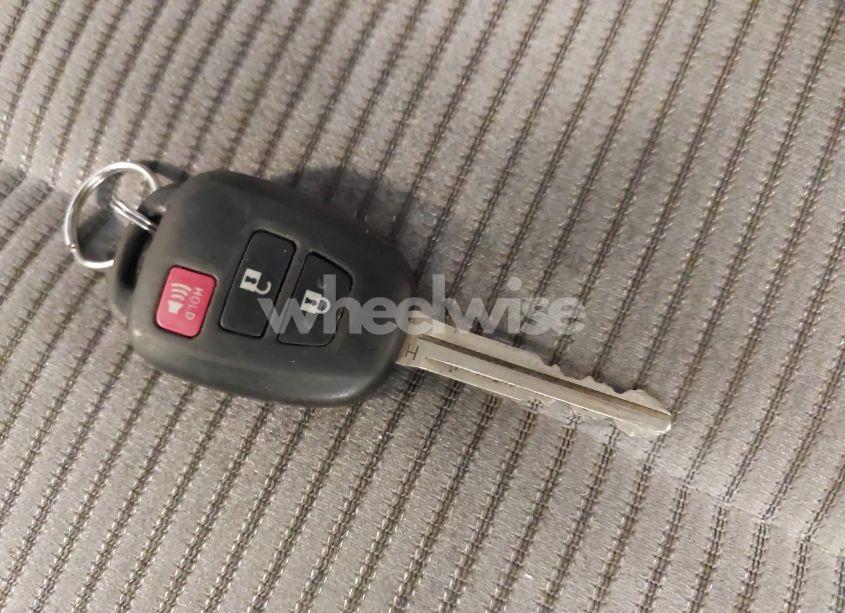 Photo 11 of 2013 Toyota Rav4 XLE (VIN JTMRFREV6D5022107)