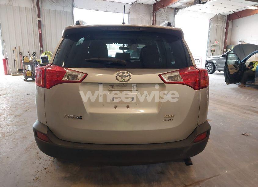 Photo 16 of 2013 Toyota Rav4 XLE (VIN JTMRFREV6D5022107)