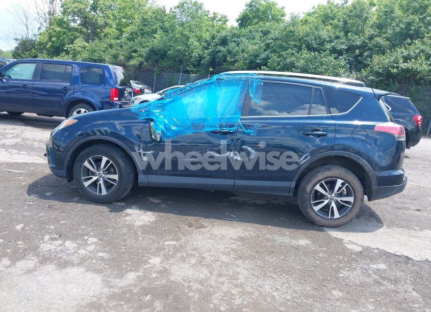 Photo 15 of 2017 Toyota Rav4 XLE (VIN JTMRFREV7HJ119085)