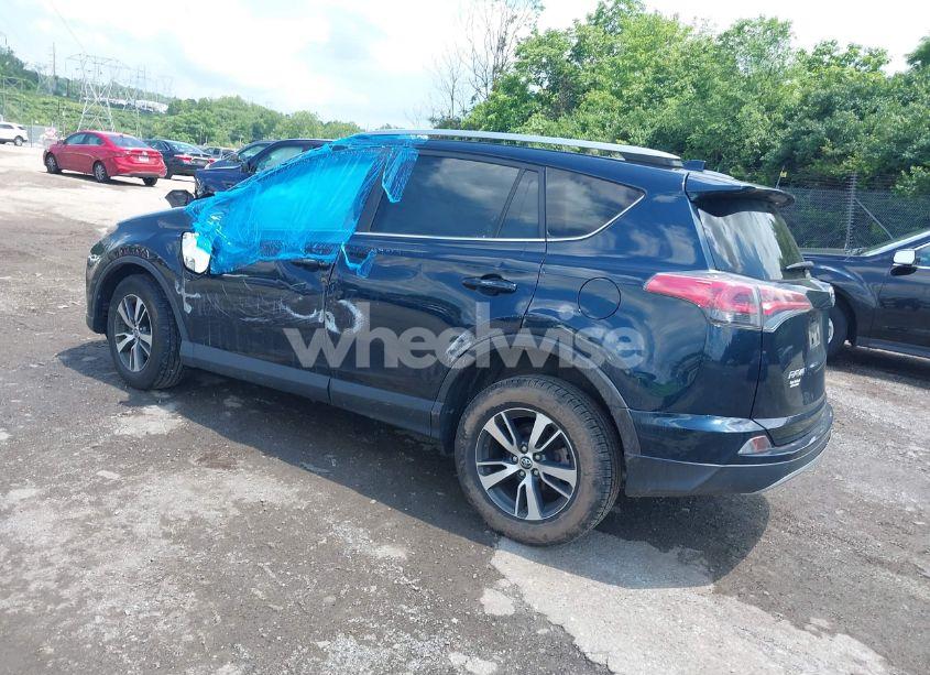 Photo 3 of 2017 Toyota Rav4 XLE (VIN JTMRFREV7HJ119085)