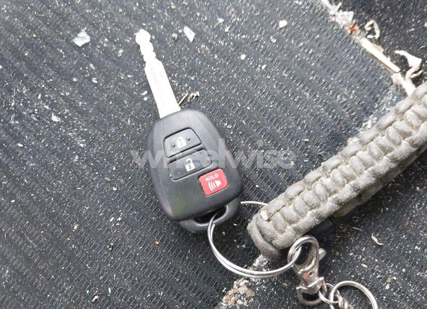 Photo 11 of 2015 Toyota Rav4 XLE (VIN JTMRFREV9FD108990)