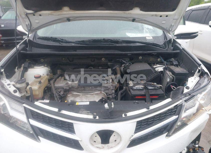 Photo 10 of 2015 Toyota Rav4 XLE (VIN JTMRFREV9FD173998)