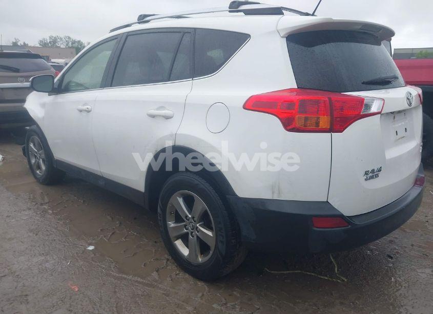 Photo 15 of 2015 Toyota Rav4 XLE (VIN JTMRFREV9FD173998)