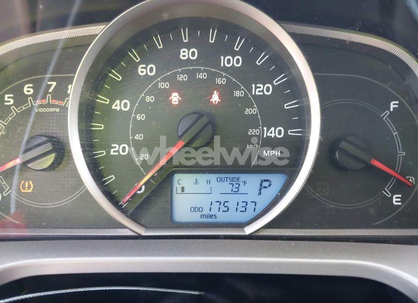 Photo 7 of 2015 Toyota Rav4 XLE (VIN JTMRFREV9FJ014304)