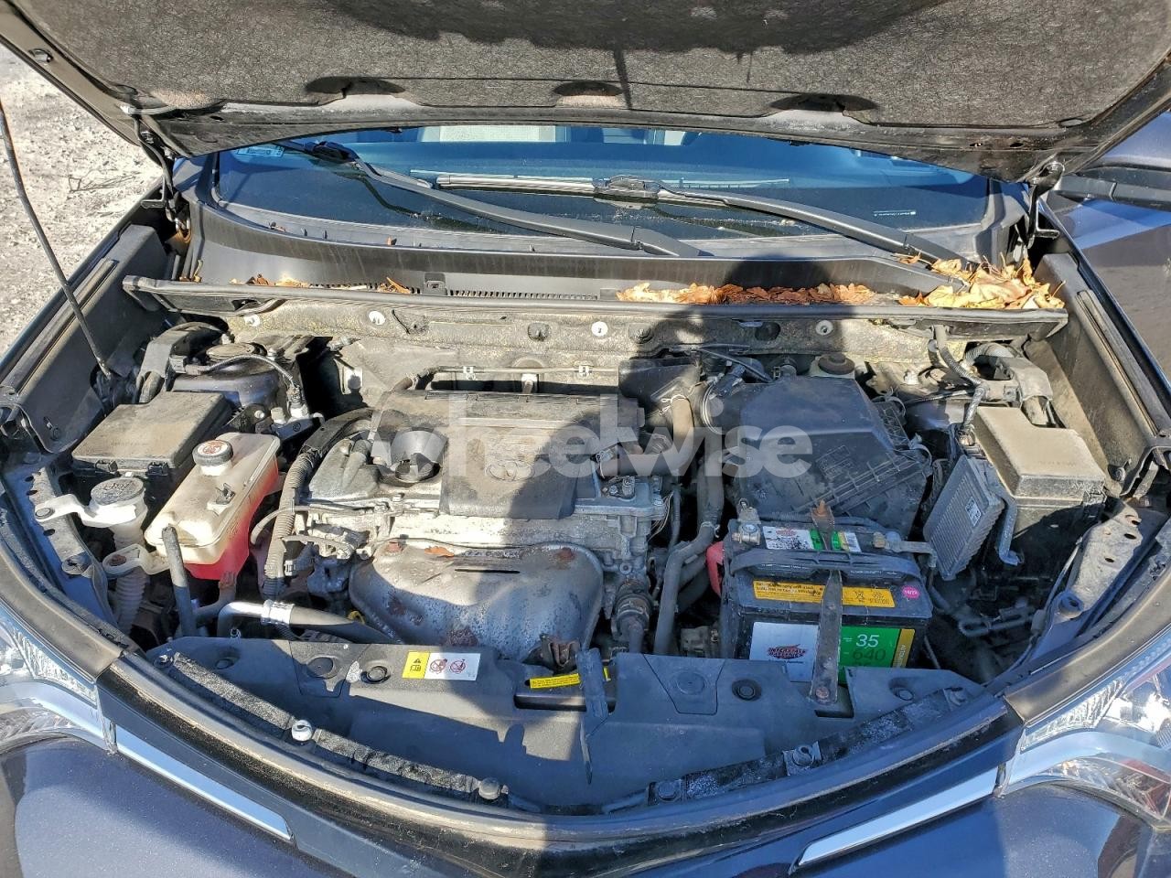 Photo 12 of 2017 TOYOTA RAV4 XLE (VIN JTMRFREV9HJ165758)