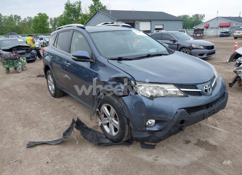 2013 Toyota Rav4 XLE (VIN JTMRFREVXDD028062) main photo