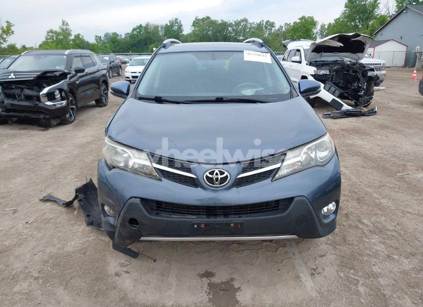 Photo 12 of 2013 Toyota Rav4 XLE (VIN JTMRFREVXDD028062)