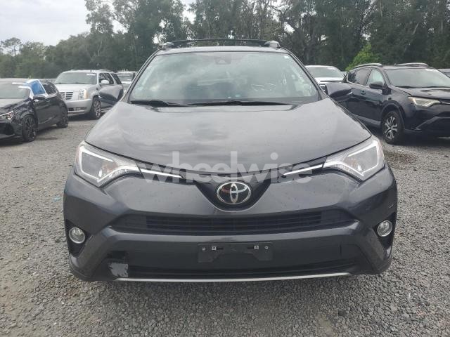 Photo 6 of 2017 TOYOTA RAV4 XLE (VIN JTMRFREVXHJ149245)