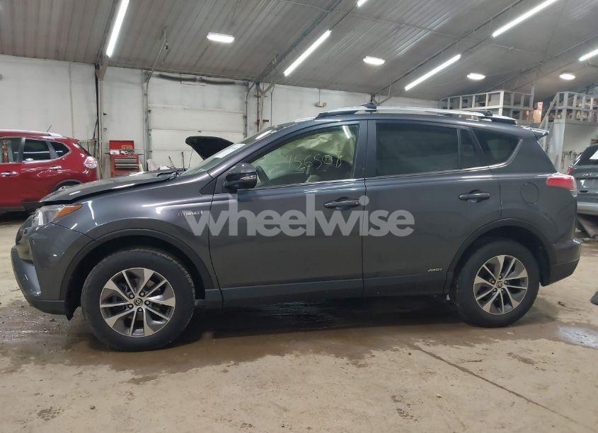 Photo 14 of 2017 Toyota Rav4 HYBRID XLE (VIN JTMRJREV0HD150918)