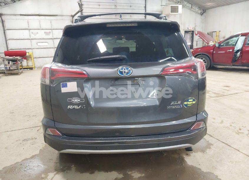 Photo 16 of 2017 Toyota Rav4 HYBRID XLE (VIN JTMRJREV0HD150918)