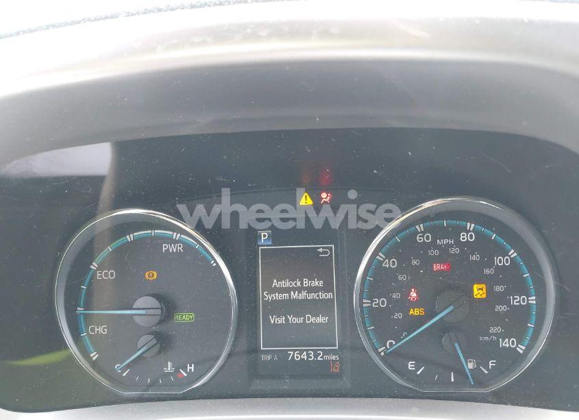 Photo 7 of 2017 Toyota Rav4 HYBRID XLE (VIN JTMRJREV3HD083733)