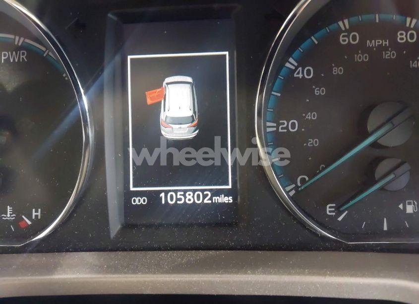 Photo 7 of 2017 Toyota Rav4 HYBRID XLE (VIN JTMRJREV4HD064186)