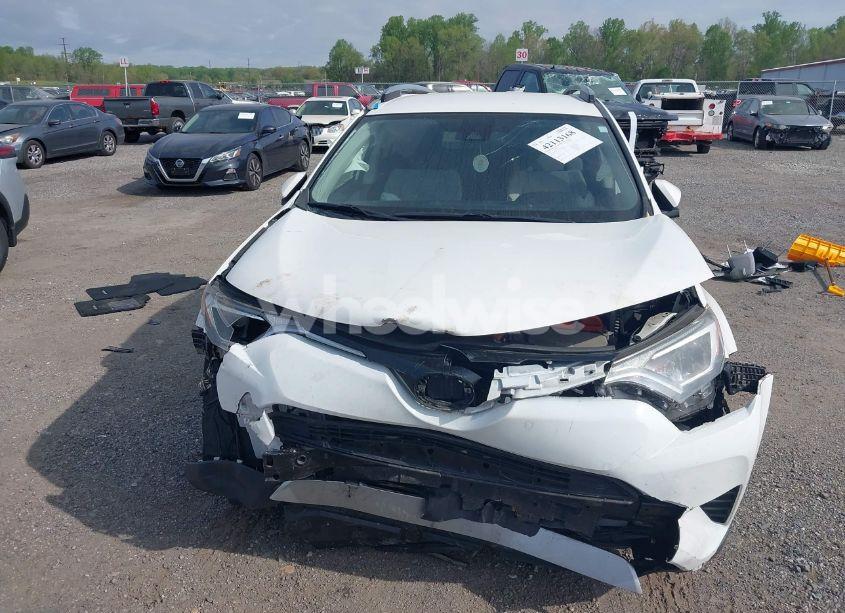 Photo 12 of 2018 Toyota Rav4 HYBRID LE (VIN JTMRJREV4JD180509)