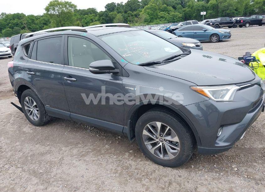 2016 Toyota Rav4 HYBRID XLE (VIN JTMRJREV5GD022849) main photo