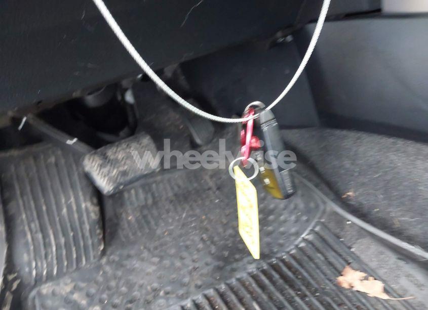 Photo 11 of 2016 Toyota Rav4 HYBRID XLE (VIN JTMRJREV5GD022849)