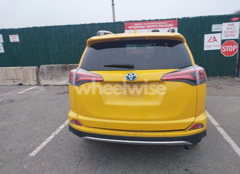 Photo 16 of 2016 Toyota Rav4 HYBRID XLE (VIN JTMRJREV5GD025993)