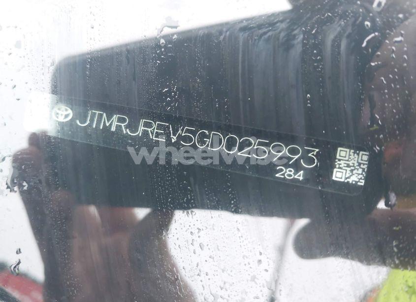 Photo 17 of 2016 Toyota Rav4 HYBRID XLE (VIN JTMRJREV5GD025993)