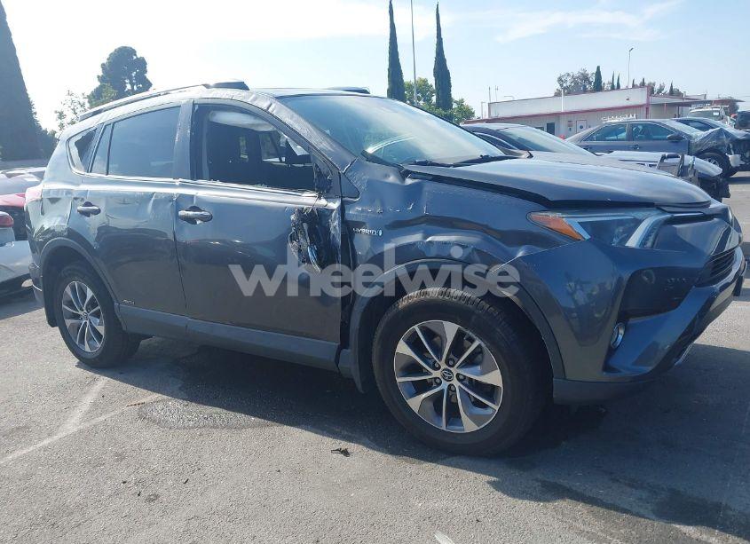 Photo 13 of 2018 Toyota Rav4 HYBRID XLE (VIN JTMRJREV5JD240054)