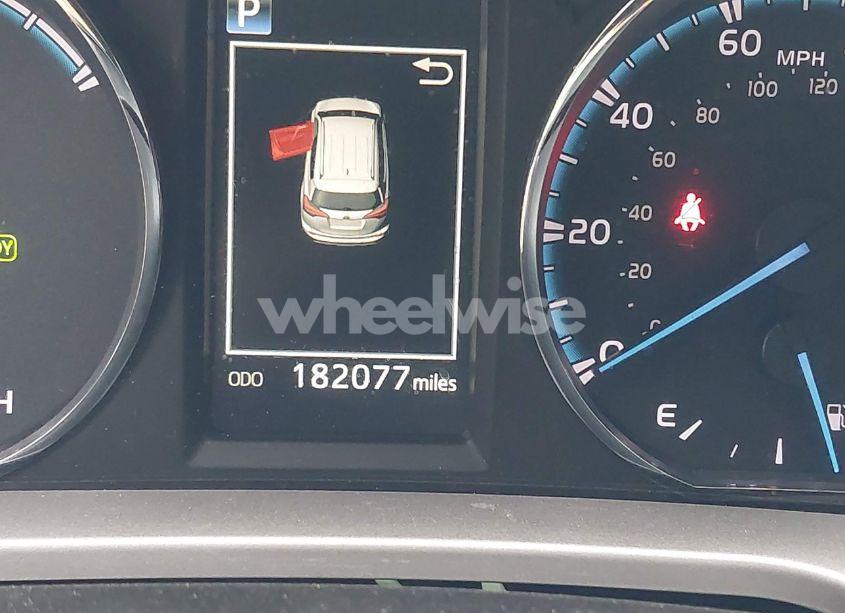 Photo 15 of 2016 Toyota Rav4 HYBRID XLE (VIN JTMRJREV7GD024165)