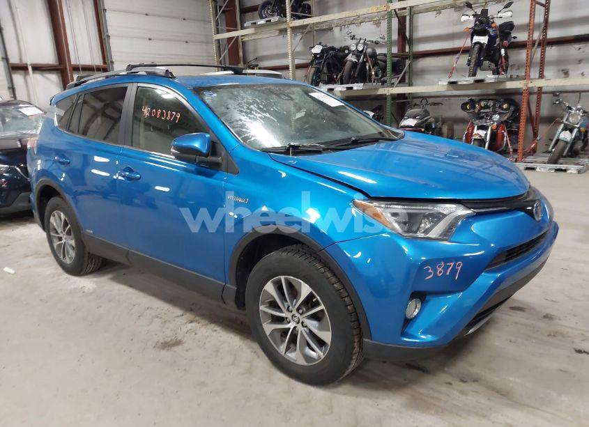 2017 Toyota Rav4 HYBRID XLE (VIN JTMRJREV7HD083637) main photo