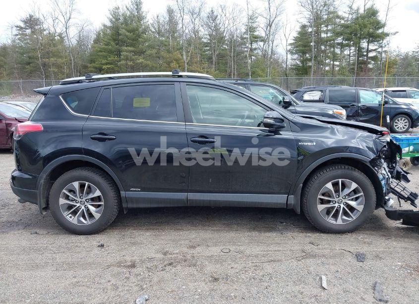 Photo 13 of 2018 Toyota Rav4 HYBRID XLE (VIN JTMRJREV7JD177507)
