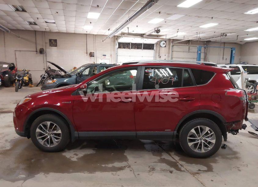 Photo 15 of 2018 Toyota Rav4 HYBRID XLE (VIN JTMRJREV7JD187227)