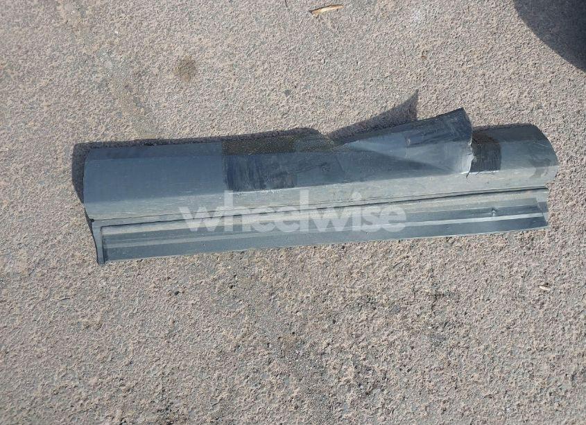 Photo 12 of 2018 Toyota Rav4 HYBRID LE (VIN JTMRJREV7JD212899)