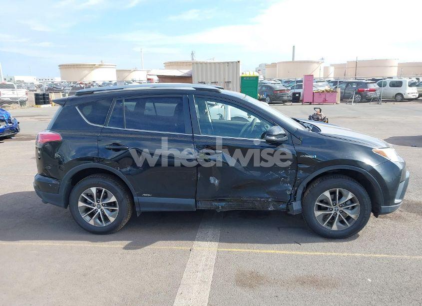 Photo 14 of 2018 Toyota Rav4 HYBRID LE (VIN JTMRJREV7JD212899)
