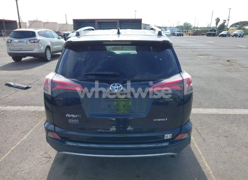 Photo 17 of 2018 Toyota Rav4 HYBRID LE (VIN JTMRJREV7JD212899)