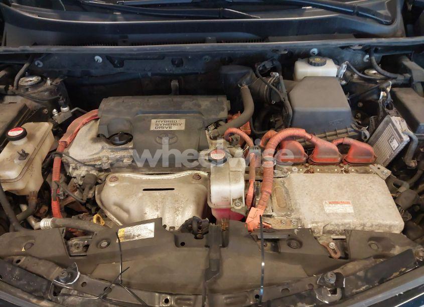 Photo 10 of 2016 Toyota Rav4 HYBRID XLE (VIN JTMRJREV8GD002353)