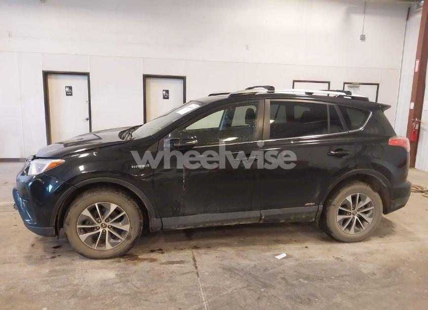 Photo 14 of 2016 Toyota Rav4 HYBRID XLE (VIN JTMRJREV8GD002353)