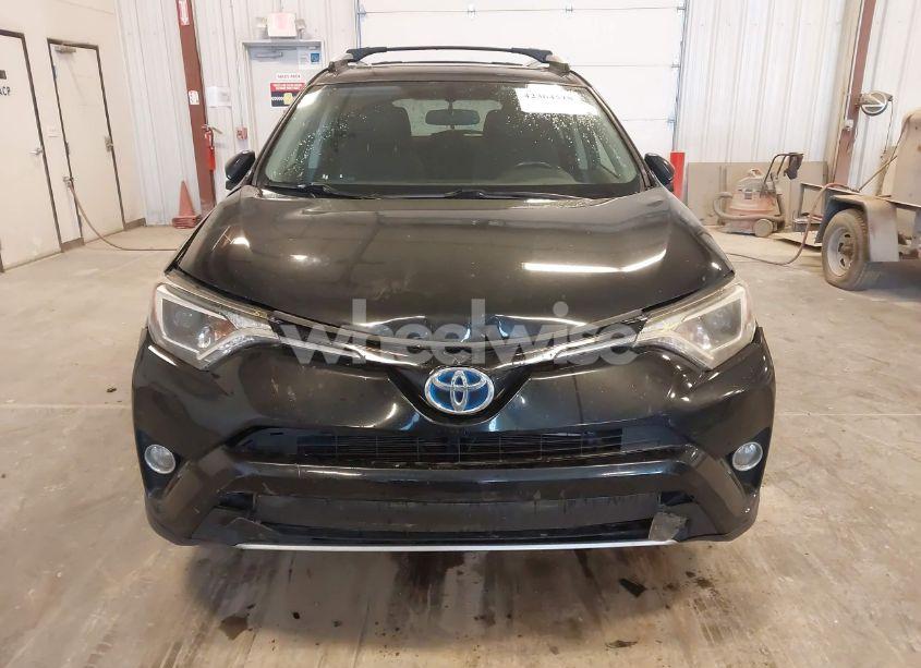 Photo 6 of 2016 Toyota Rav4 HYBRID XLE (VIN JTMRJREV8GD002353)