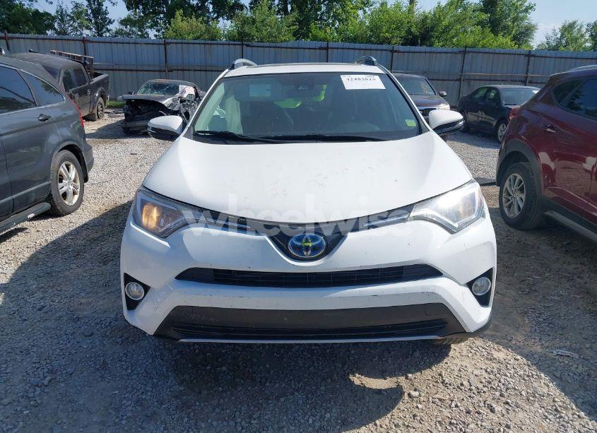 Photo 13 of 2018 Toyota Rav4 HYBRID XLE (VIN JTMRJREV8JD155841)