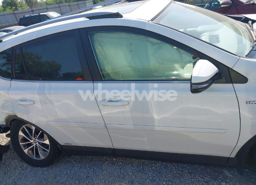 Photo 14 of 2018 Toyota Rav4 HYBRID XLE (VIN JTMRJREV8JD155841)