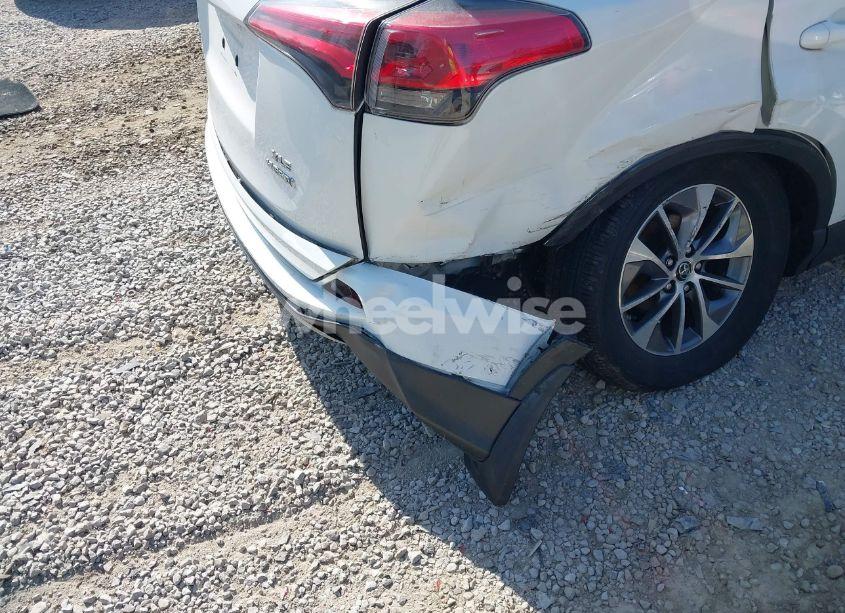 Photo 18 of 2018 Toyota Rav4 HYBRID XLE (VIN JTMRJREV8JD155841)