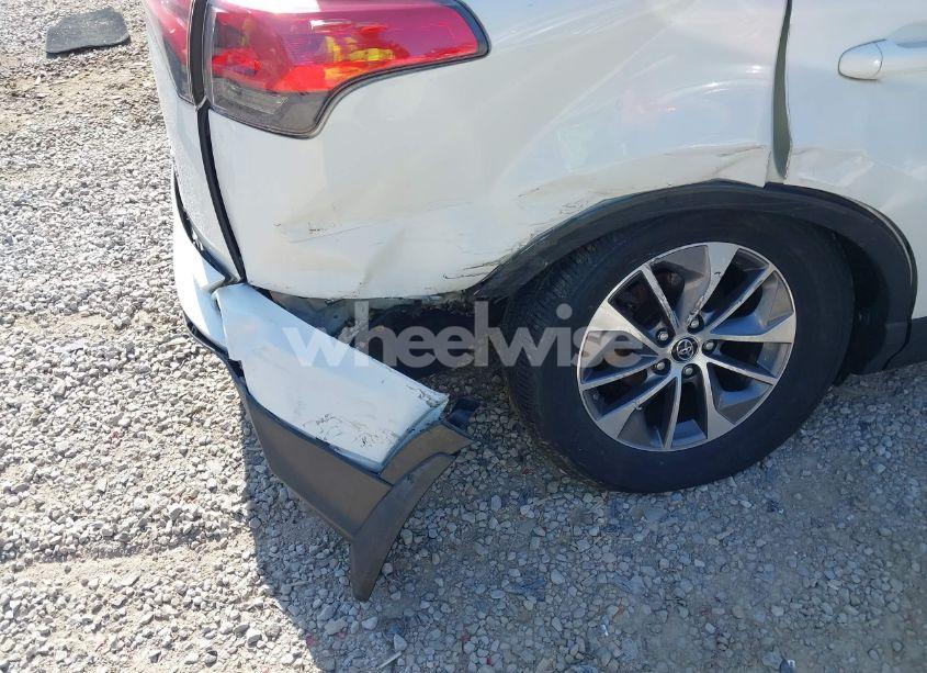 Photo 19 of 2018 Toyota Rav4 HYBRID XLE (VIN JTMRJREV8JD155841)