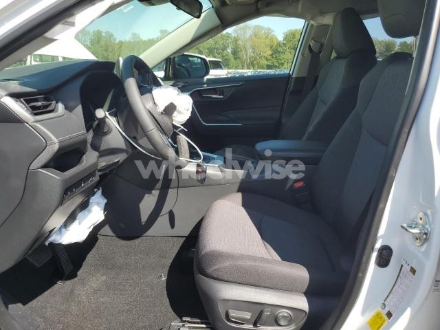 Photo 9 of 2025 TOYOTA RAV4 XLE (VIN JTMRWRFV0SD315972)