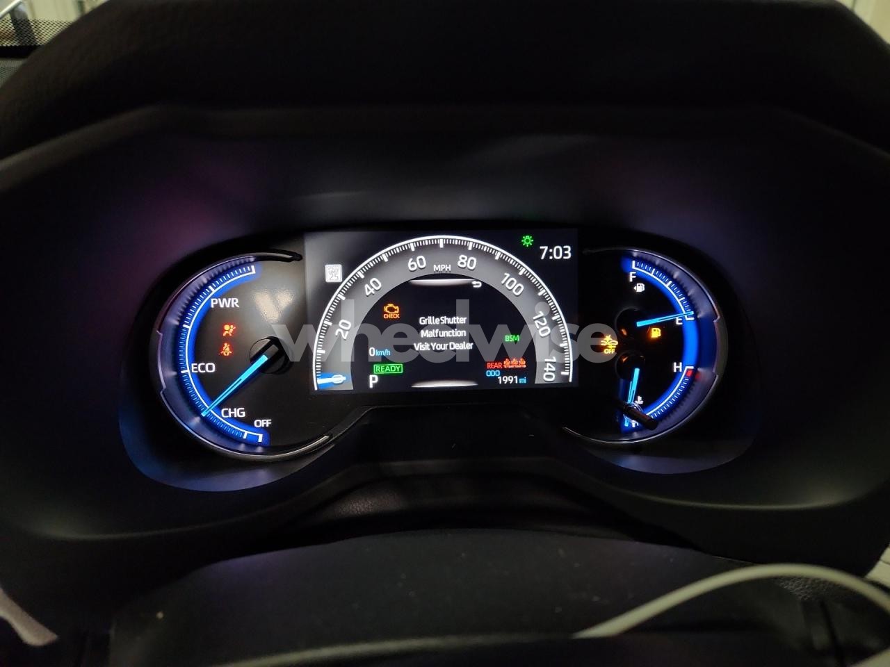 Photo 9 of 2025 TOYOTA RAV4 XLE (VIN JTMRWRFV1SJ071010)