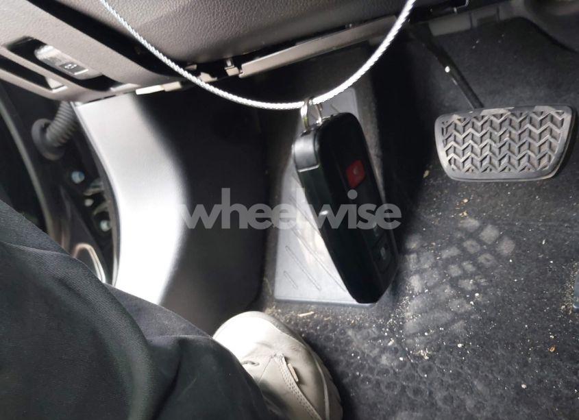 Photo 11 of 2020 Toyota Rav4 HYBRID XLE (VIN JTMRWRFV2LD046181)