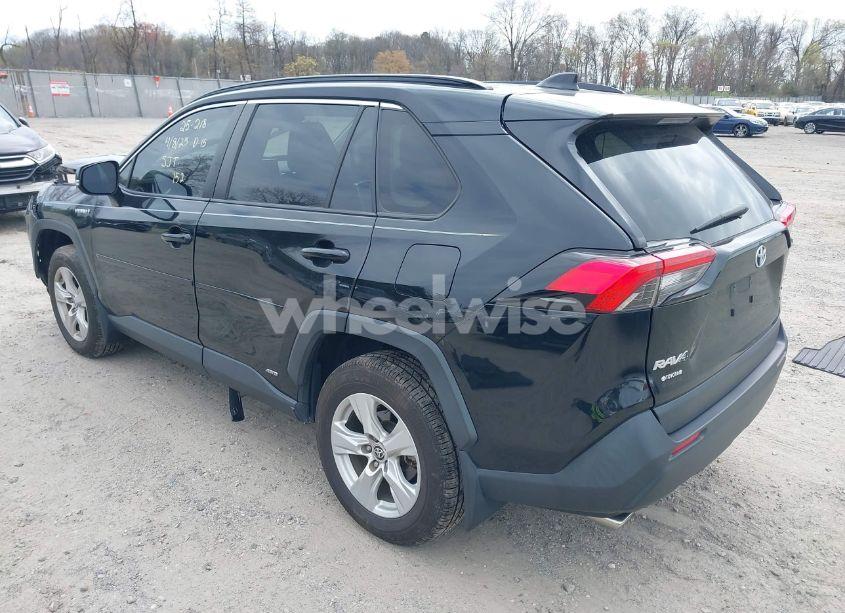 Photo 3 of 2020 Toyota Rav4 HYBRID XLE (VIN JTMRWRFV2LD046181)