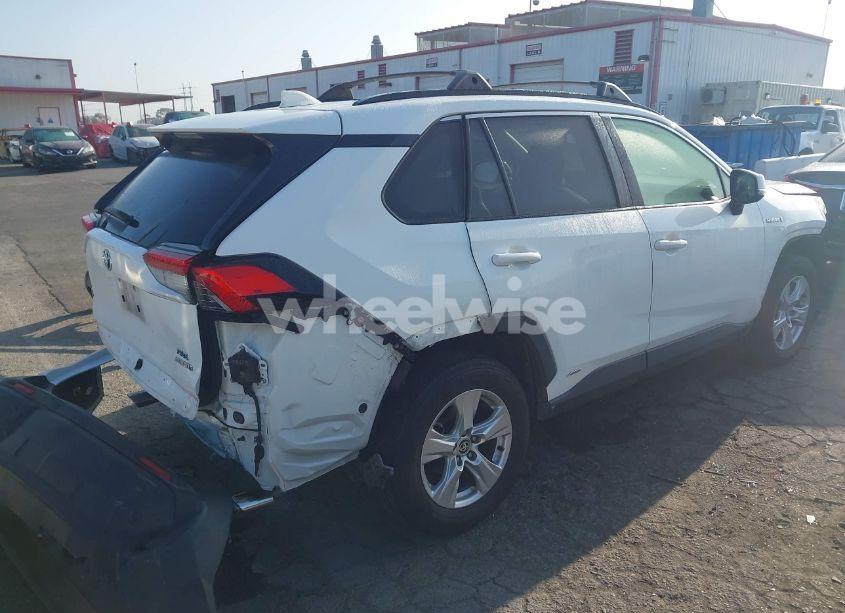 Photo 4 of 2020 Toyota Rav4 HYBRID XLE (VIN JTMRWRFV2LD550598)