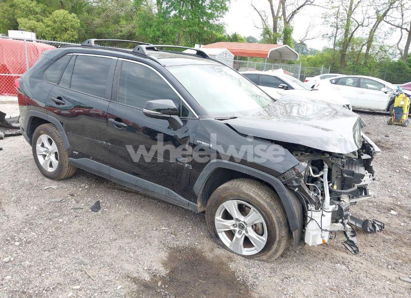 2021 Toyota Rav4 HYBRID XLE (VIN JTMRWRFV2MD133113) main photo