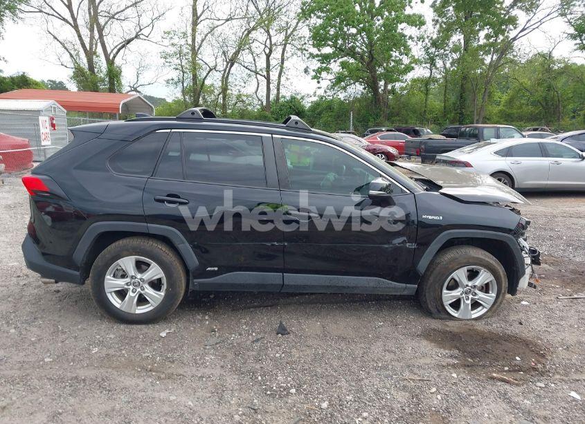 Photo 13 of 2021 Toyota Rav4 HYBRID XLE (VIN JTMRWRFV2MD133113)