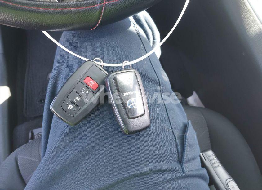 Photo 11 of 2019 Toyota Rav4 HYBRID XLE (VIN JTMRWRFV3KD002396)