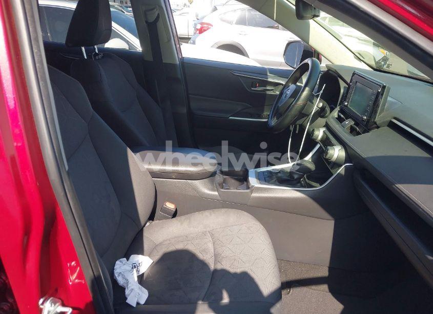 Photo 5 of 2019 Toyota Rav4 HYBRID XLE (VIN JTMRWRFV3KD002396)