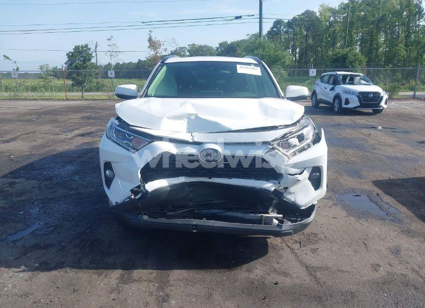 Photo 12 of 2021 Toyota Rav4 HYBRID XLE (VIN JTMRWRFV3MD135548)