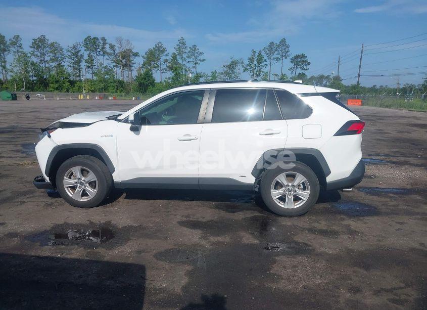 Photo 14 of 2021 Toyota Rav4 HYBRID XLE (VIN JTMRWRFV3MD135548)