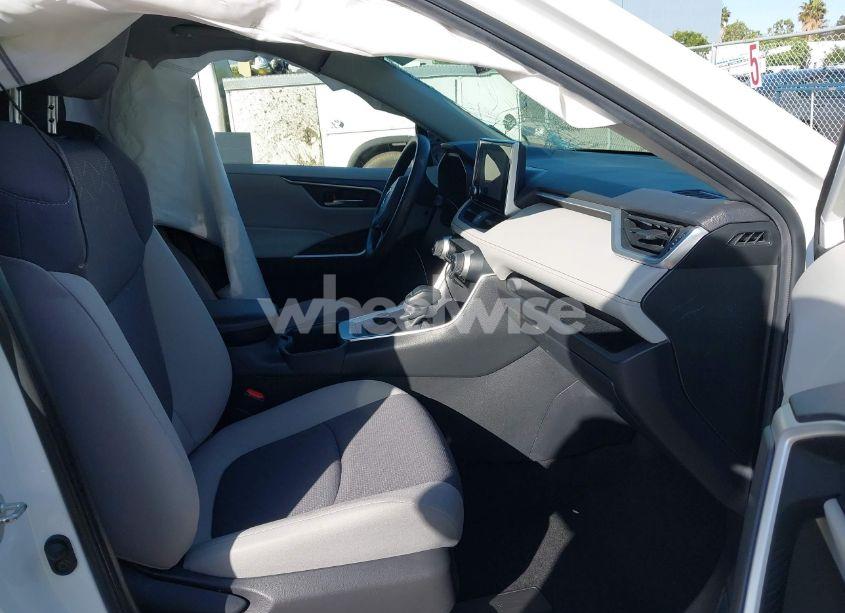 Photo 5 of 2023 Toyota Rav4 HYBRID XLE (VIN JTMRWRFV3PD206493)