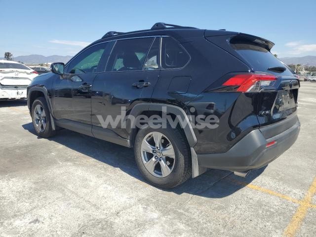 Photo 2 of 2024 TOYOTA RAV4 XLE (VIN JTMRWRFV3RD266535)